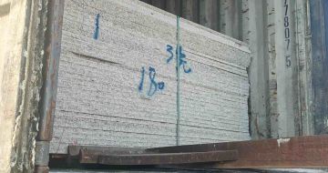 赣州 芝麻白花岗岩石材3.0公分光面毛板装柜出货