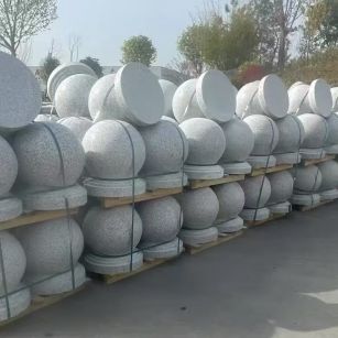 赣州 白麻花岗岩石材圆球，石球，挡车球，隔离球，景观石球，风水球等