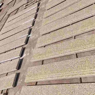 赣州 黄金麻花岗岩光面楼梯踏步