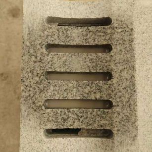 赣州 芝麻白拉丝面花岗岩U型开槽排水槽