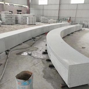 赣州芝麻白花岗岩石板材 园林光面弧形坐凳