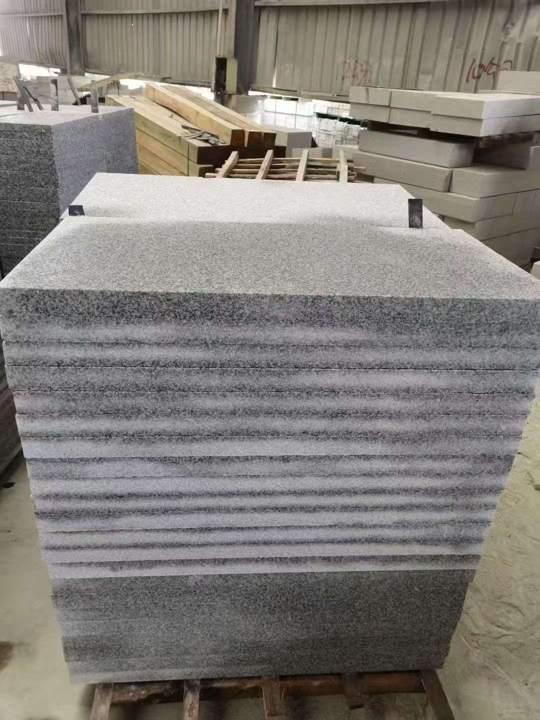 赣州 芝麻白5公分火烧地铺成品，900*400，规格可定制