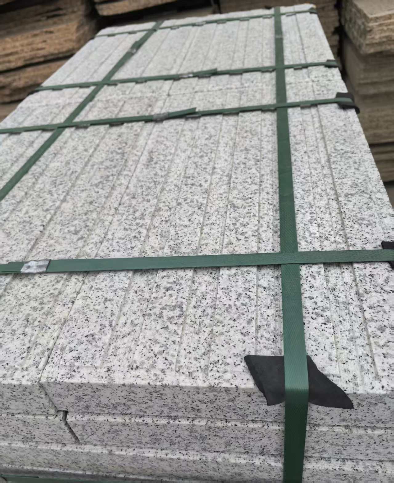 赣州 白麻花岗岩直行盲道石，盲条，地铺石