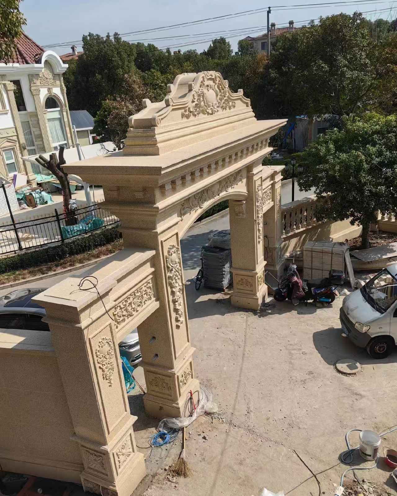 赣州 黄金麻荔枝面花岗岩别墅门楼