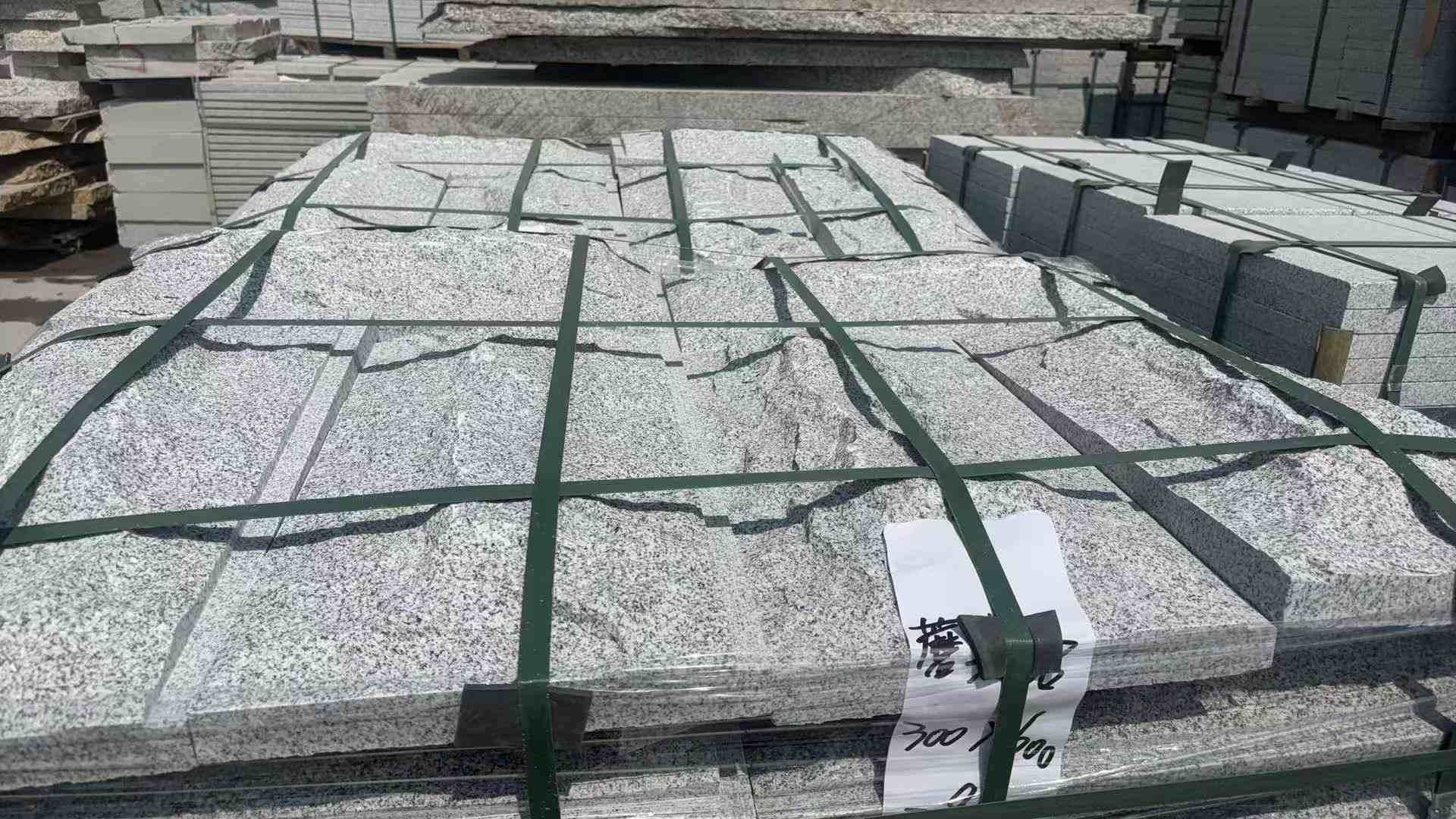 赣州 芝麻白蘑菇石成品