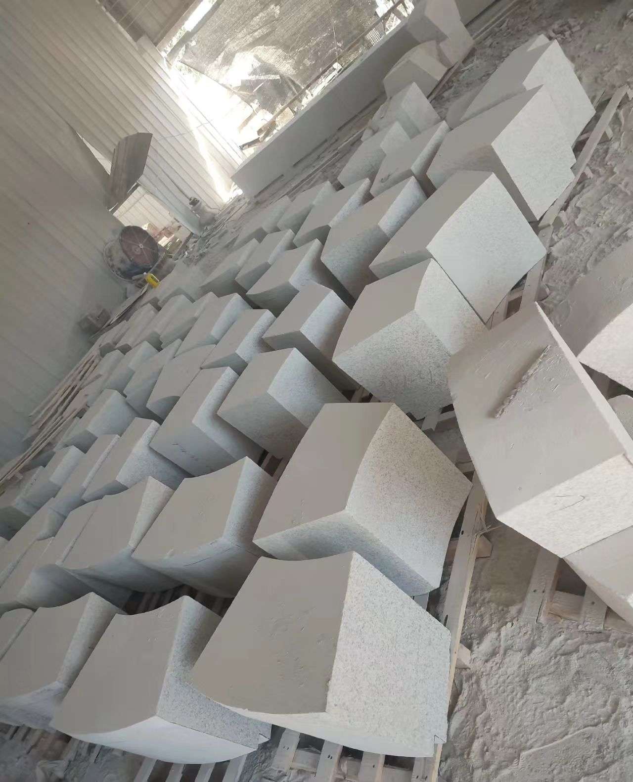 赣州 白麻花岗岩异形坐凳