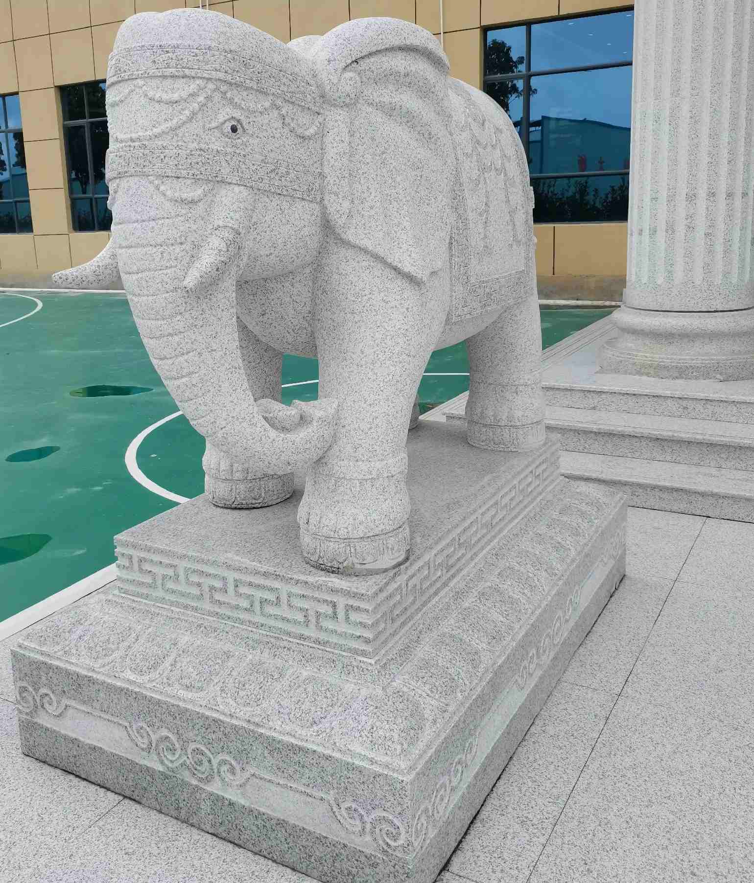 赣州 白麻花岗岩动物异形石雕-大象